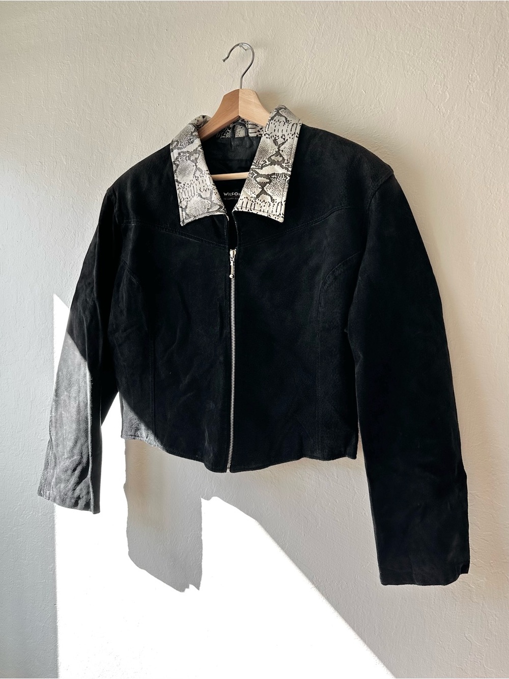 Vintage 90s wilsons snakeskin leather collar black suede cropped jacket large